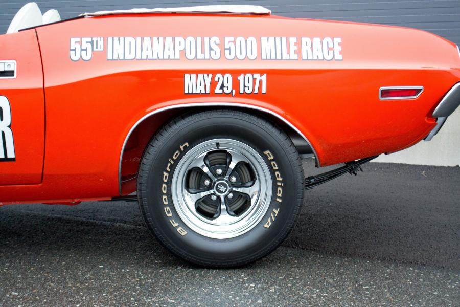 Колеса Dodge Challenger Convertible Indy 500 Pace Car 1971 года  (фото 5 из 13)